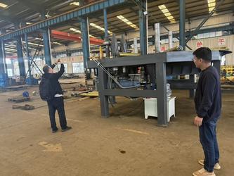 QINGDAO SHENGHUALONG RUBBER MACHINERY CO.,LTD