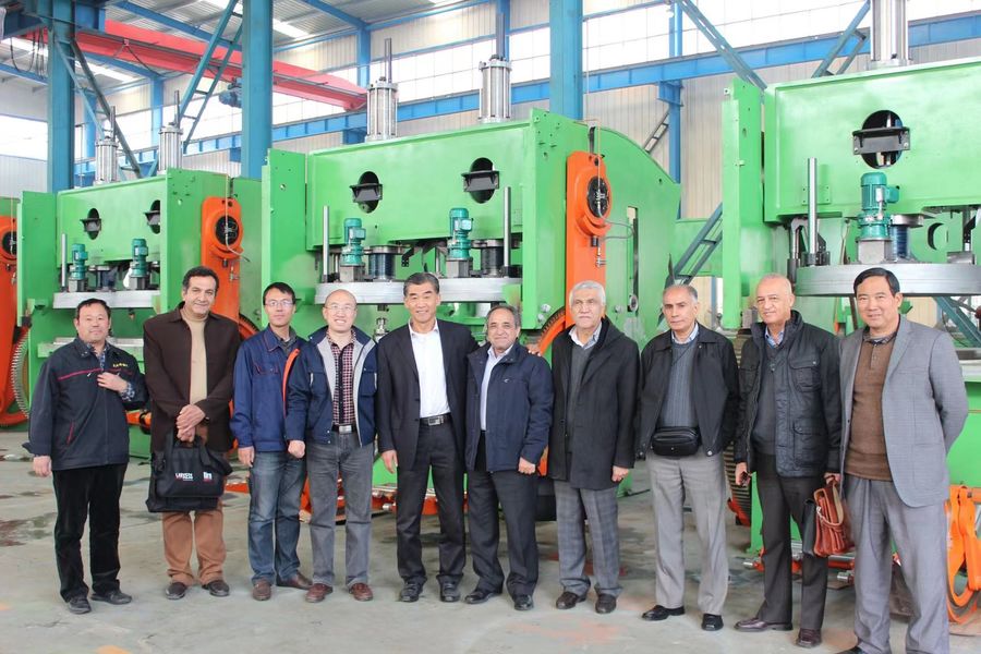 China QINGDAO SHENGHUALONG RUBBER MACHINERY CO.,LTD Unternehmensprofil